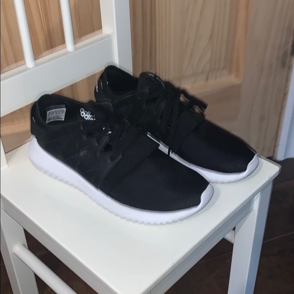 Adidas tubular - Picture 3 of 3